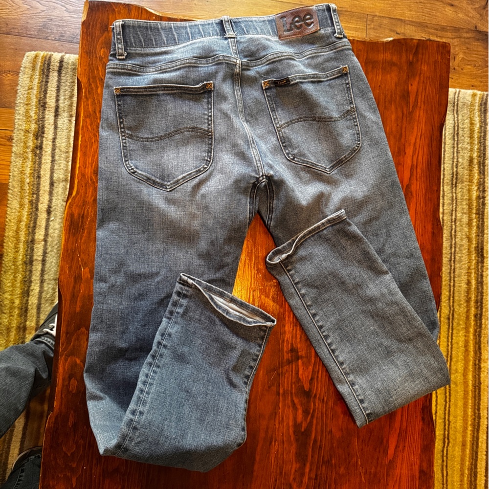 Lee Men's extreme motion Series Slim-fit Tapered-Leg Jean 32 x 30 Stretch - Picture 8 of 14